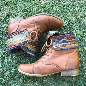 Combat boots
